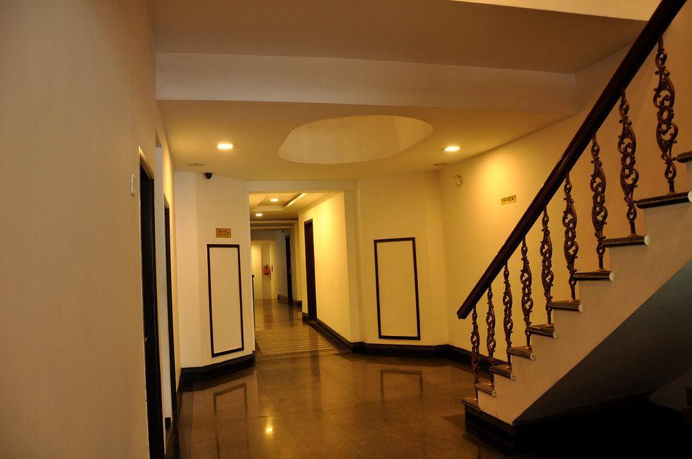 Oyo Premium Convent Road Near Lake Kodaikanal Exteriör bild