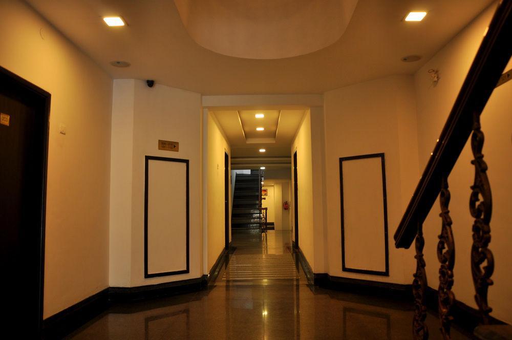 Oyo Premium Convent Road Near Lake Kodaikanal Exteriör bild